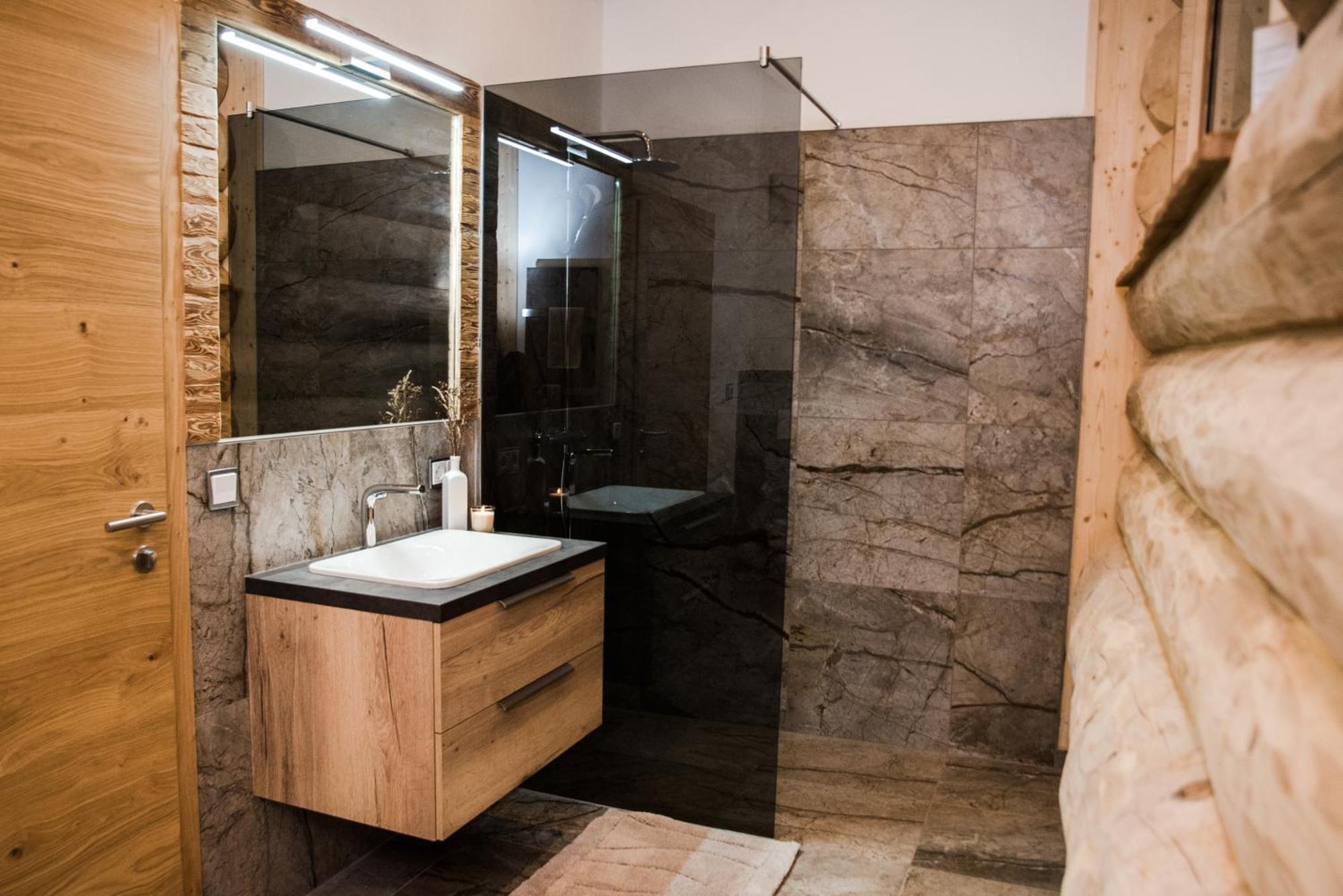 Blockhausen Luxus Chalets Oberschwarzenberg Habitación foto